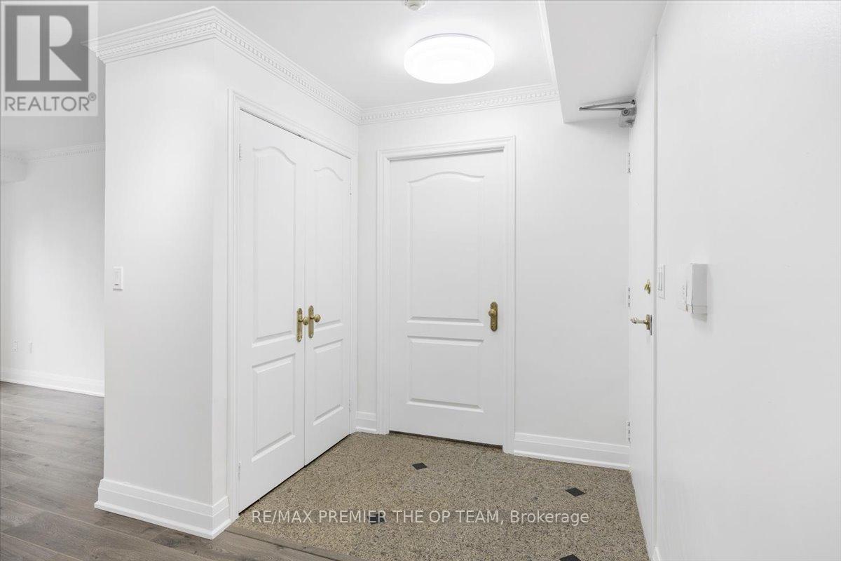 Photo 28 of 401 800 Spadina Road, Toronto ON