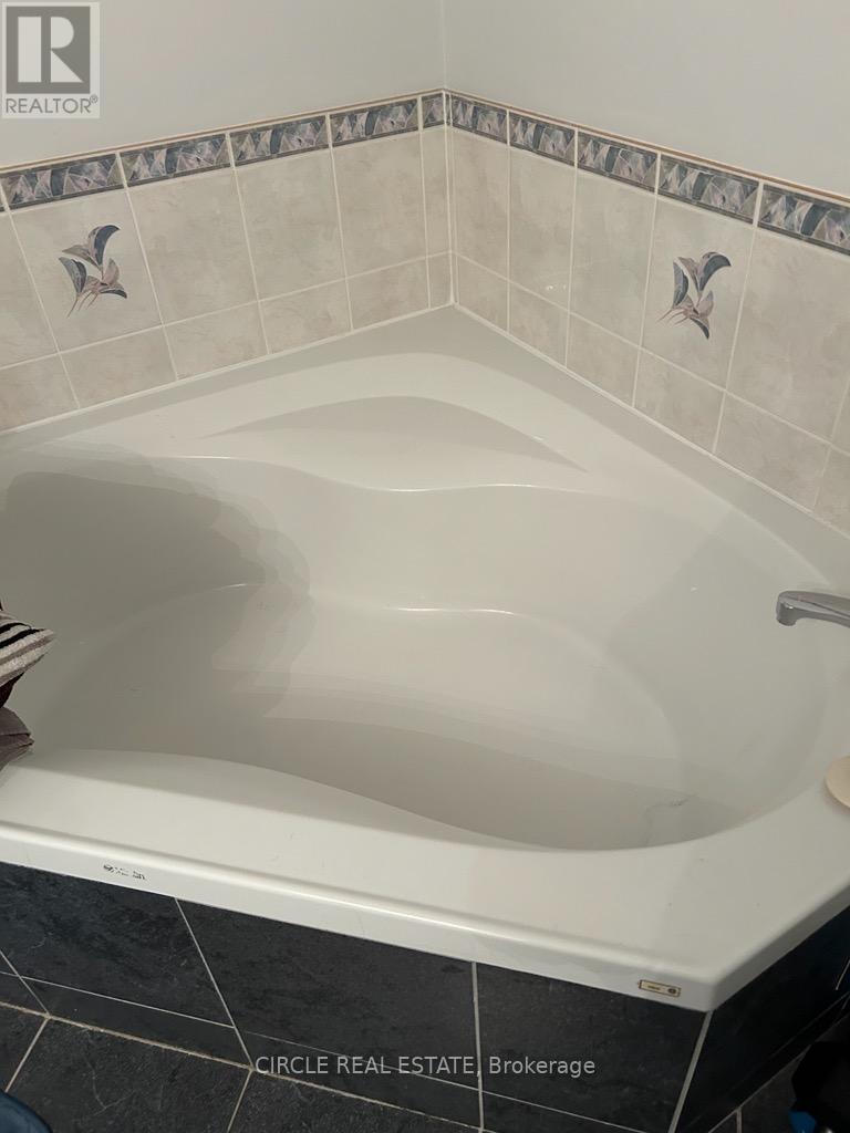 Photo 1 of 112 7398 Yonge Street, Vaughan ON
