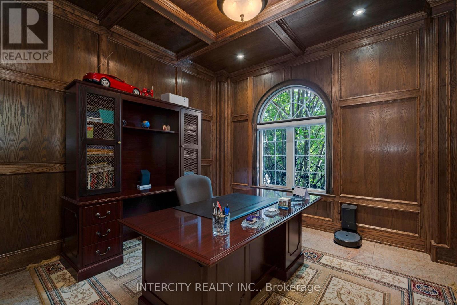 Photo 16 of 118 Park Ridge Drive, Vaughan ON