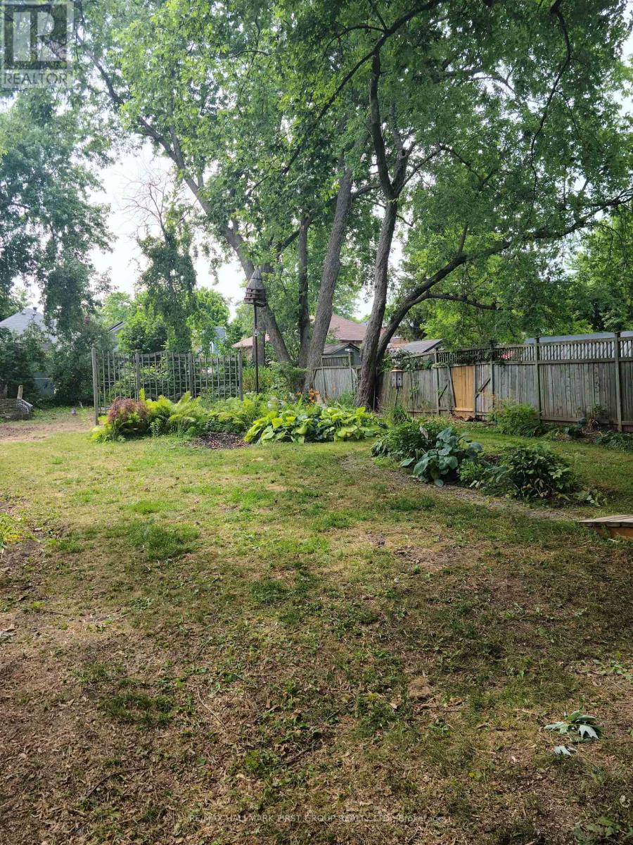 Photo 6 of Bsmt 1158 Shoal Point Road S, Ajax ON