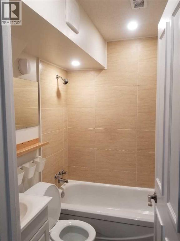 Multi-family House Bi-level for Sale in   Avenue NW Bowness Calgary 