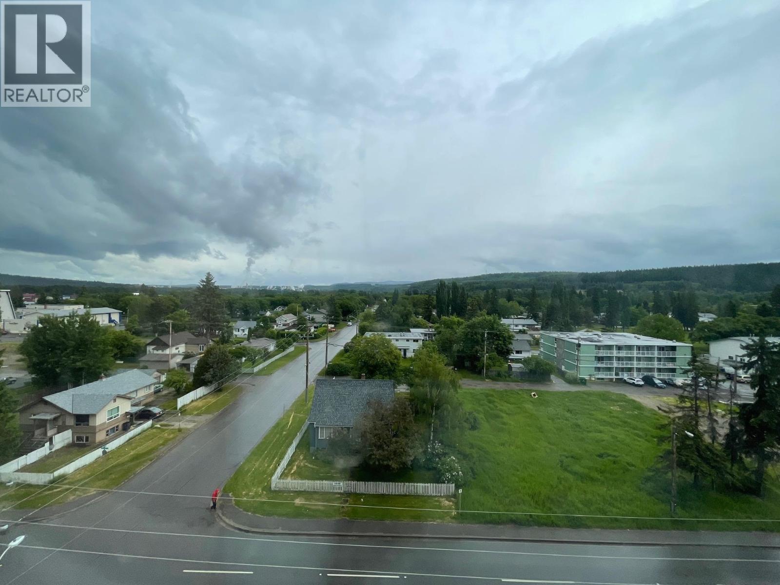 Photo 10 of 803 1501 Queensway, Prince George BC