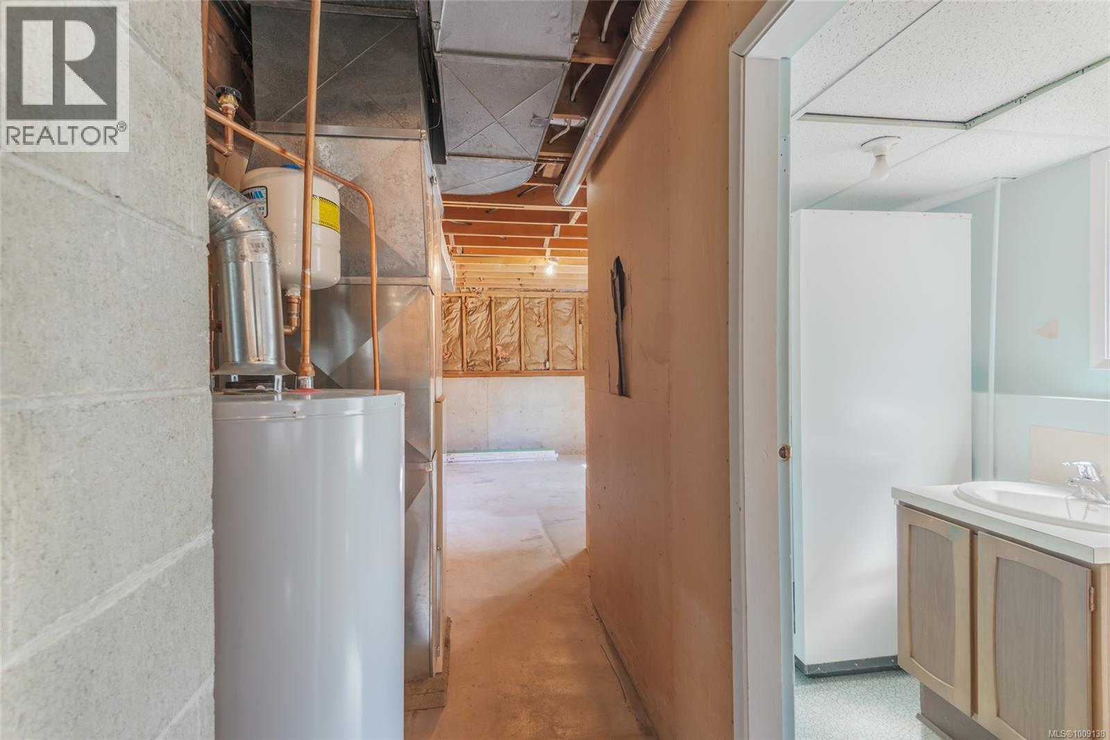 6012 Wadena Rd, Port Alberni