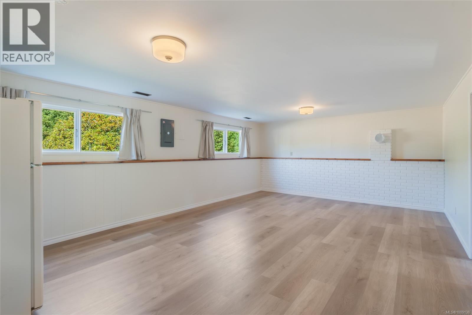 6012 Wadena Rd, Port Alberni