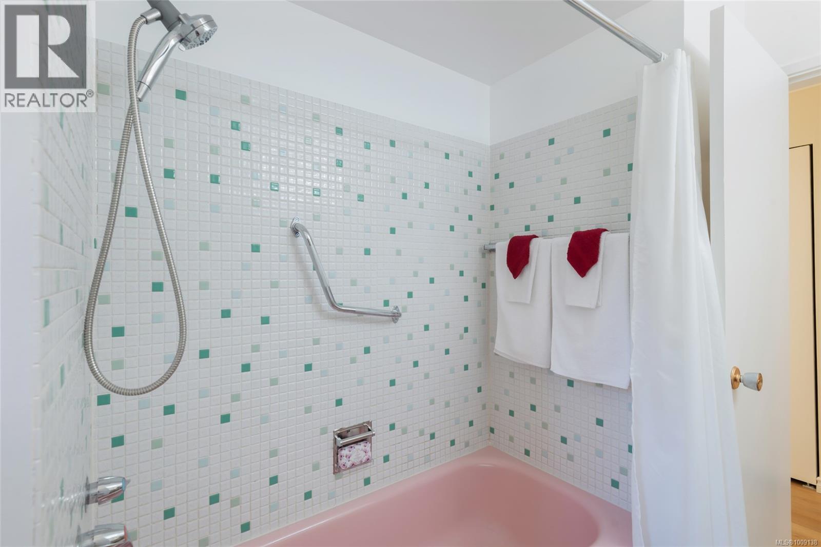 6012 Wadena Rd, Port Alberni