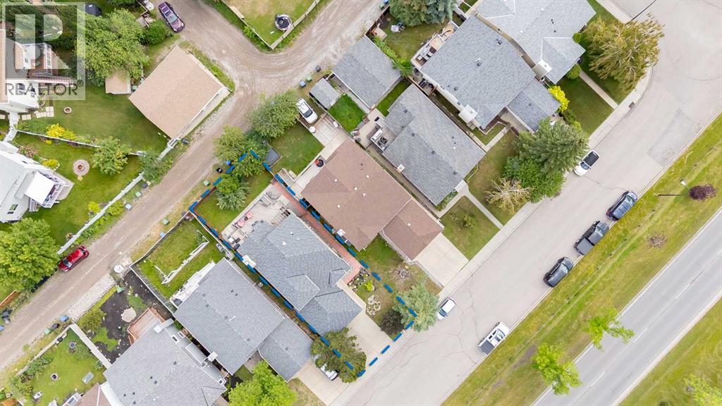 Single Family House for Sale in  Shawfield Road SW Shawnessy Calgary 