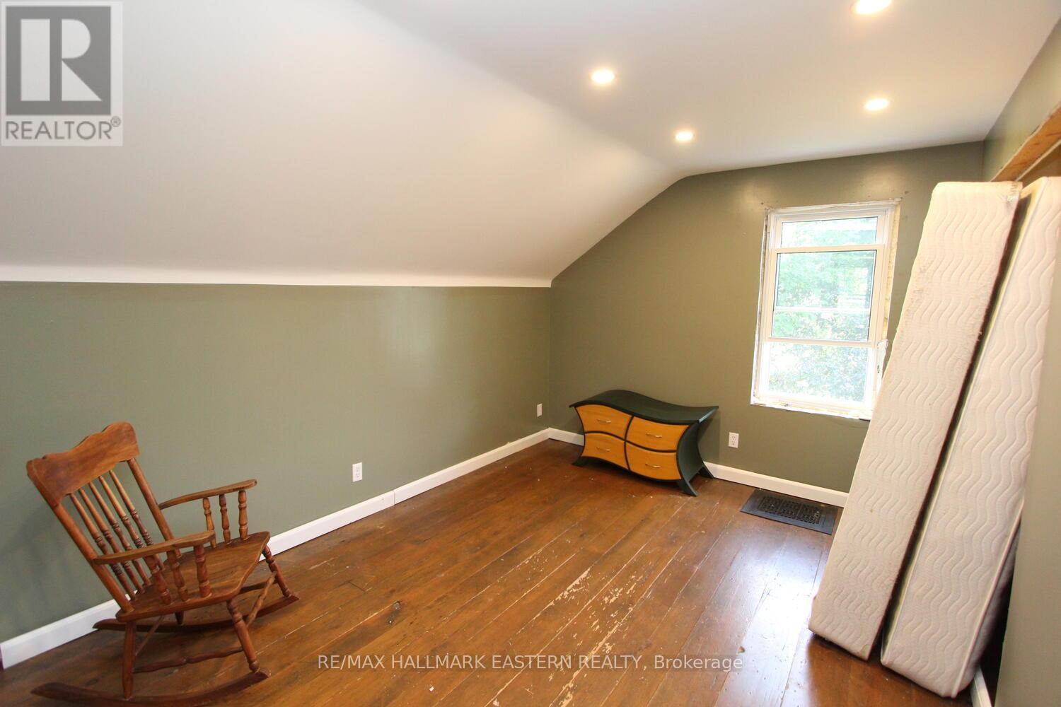 Photo 23 of 2 Mclean Avenue, Havelockbelmontmethuen ON