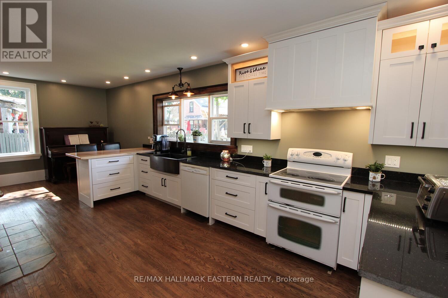Photo 10 of 2 Mclean Avenue, Havelockbelmontmethuen ON