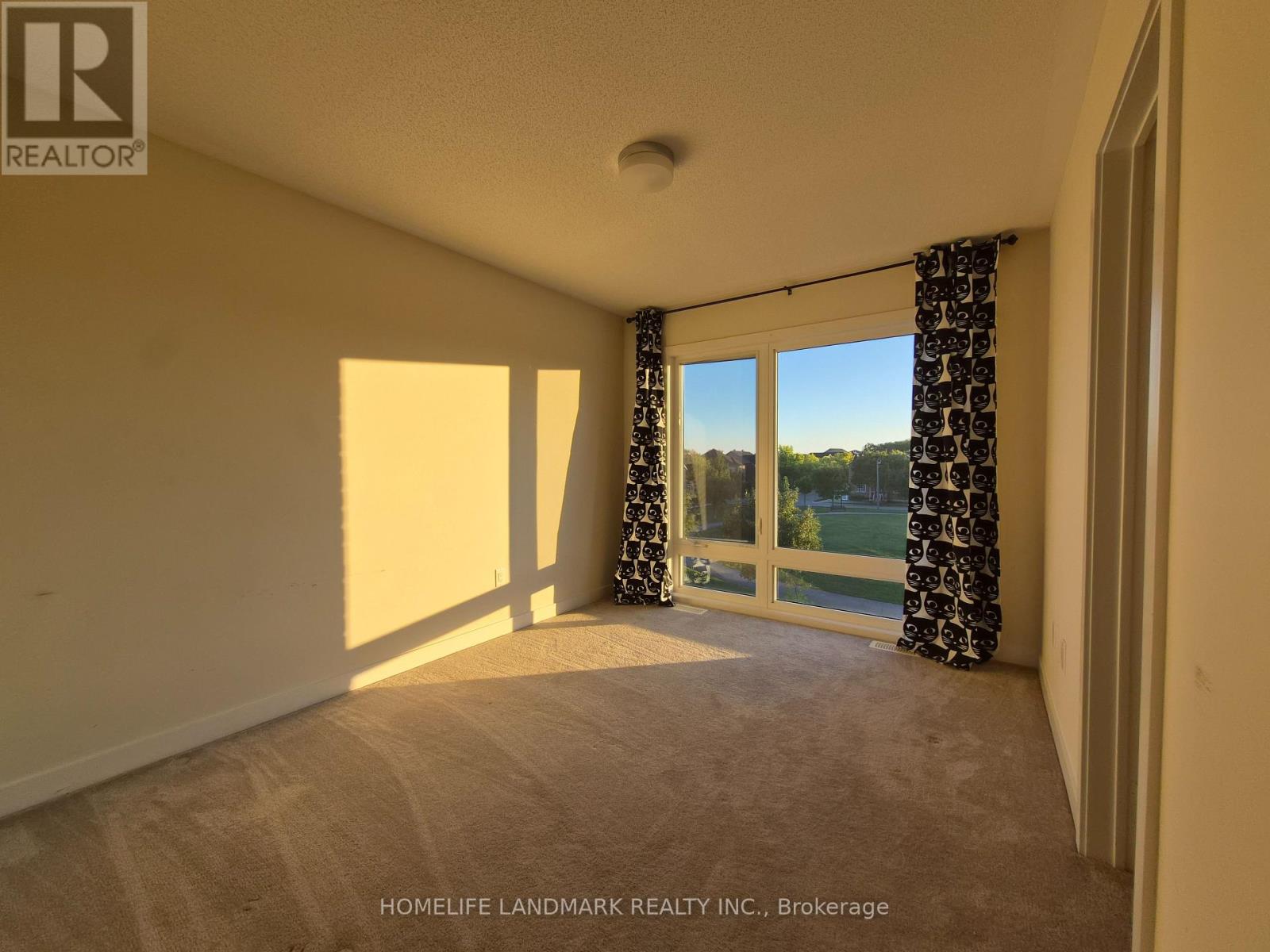 Photo 15 of 227 Webb Street, Markham ON