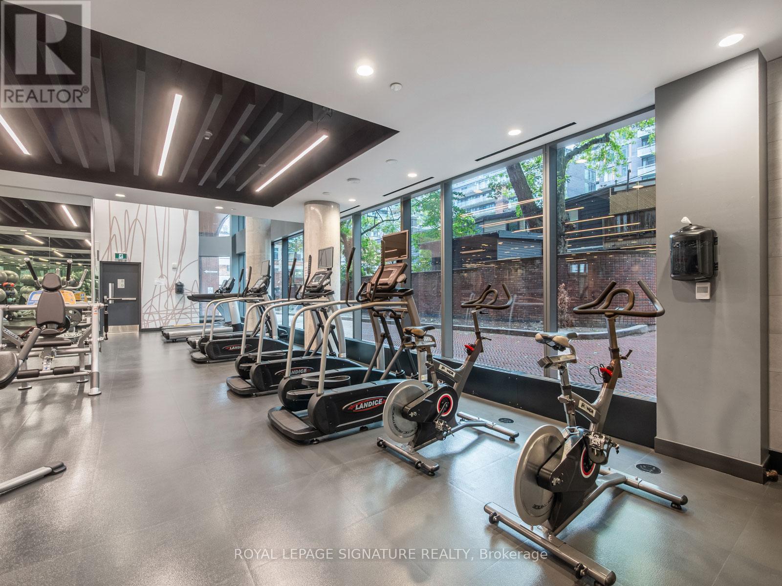 Photo 26 of 905 501 Adelaide Street W, Toronto ON