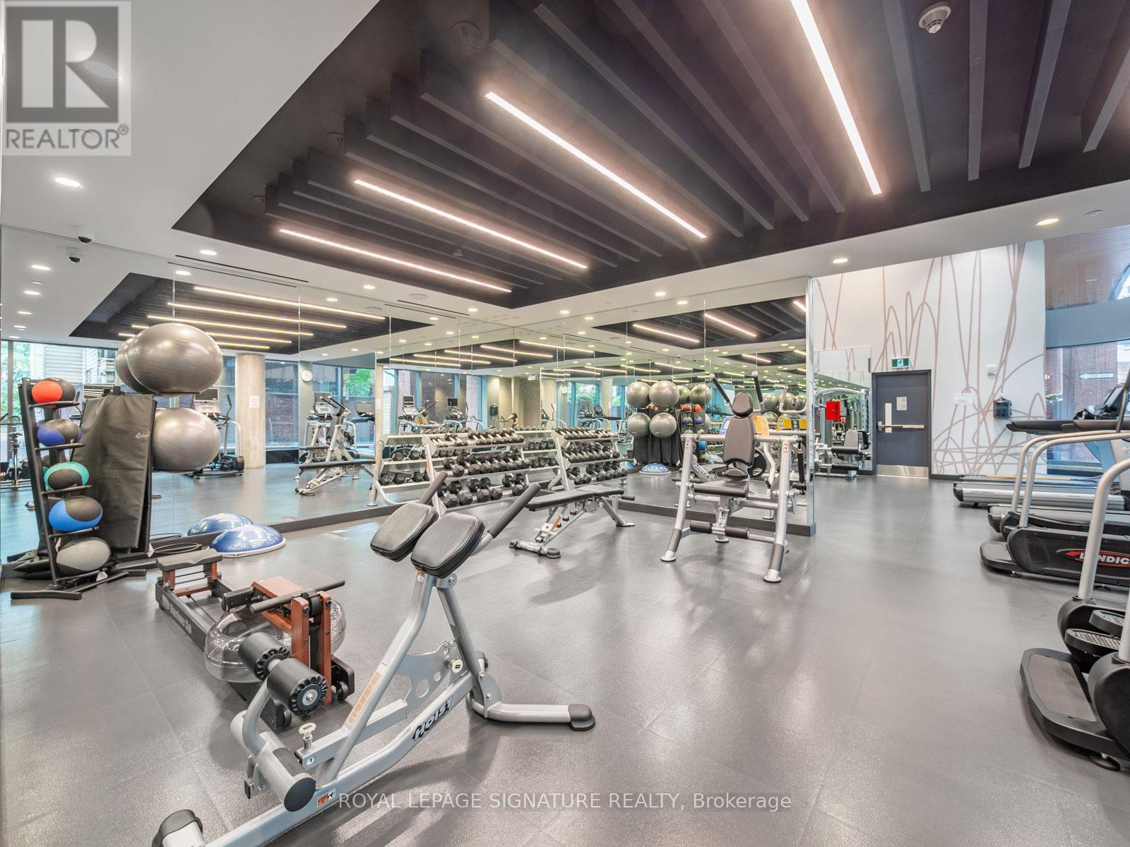 Photo 25 of 905 501 Adelaide Street W, Toronto ON