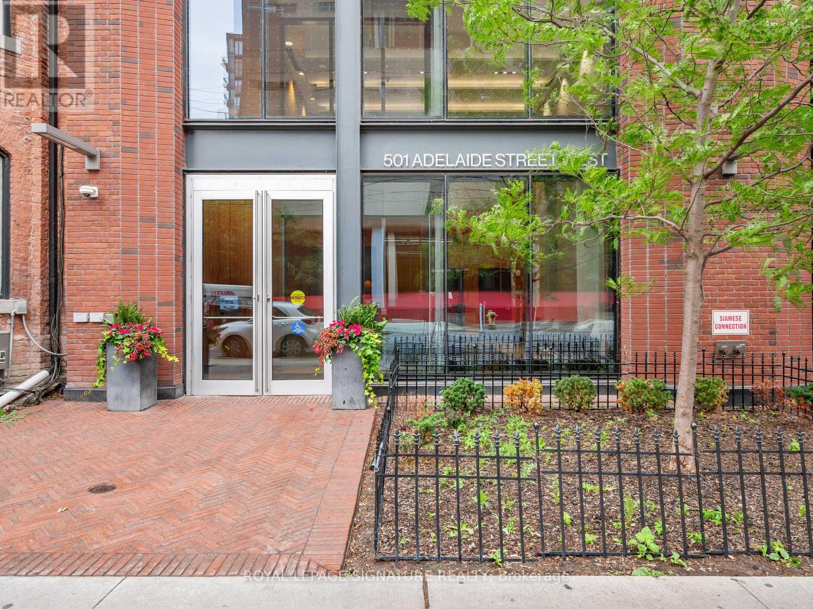 Photo 18 of 905 501 Adelaide Street W, Toronto ON