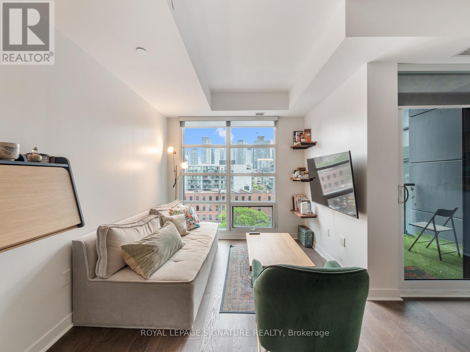 Photo 36 of 905 501 Adelaide Street W, Toronto ON