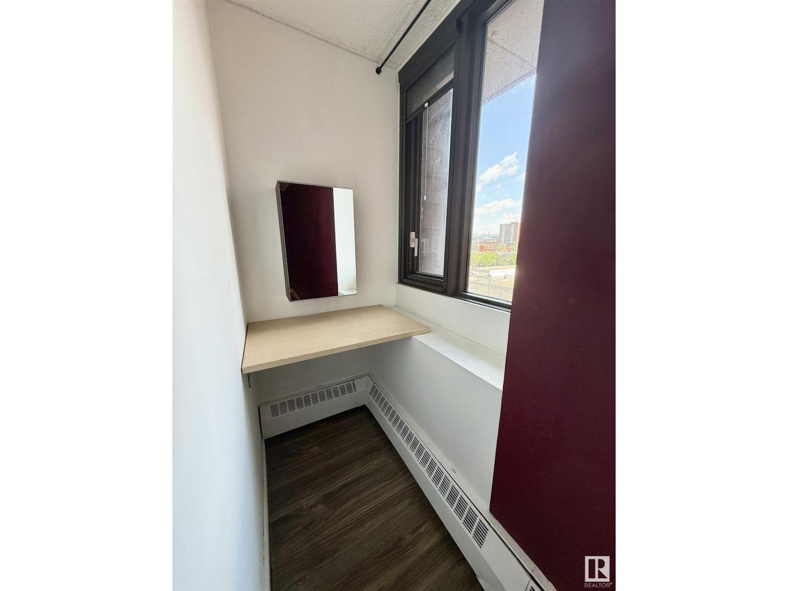 Photo 5 of 409 10145 109 St Nw, Edmonton AB