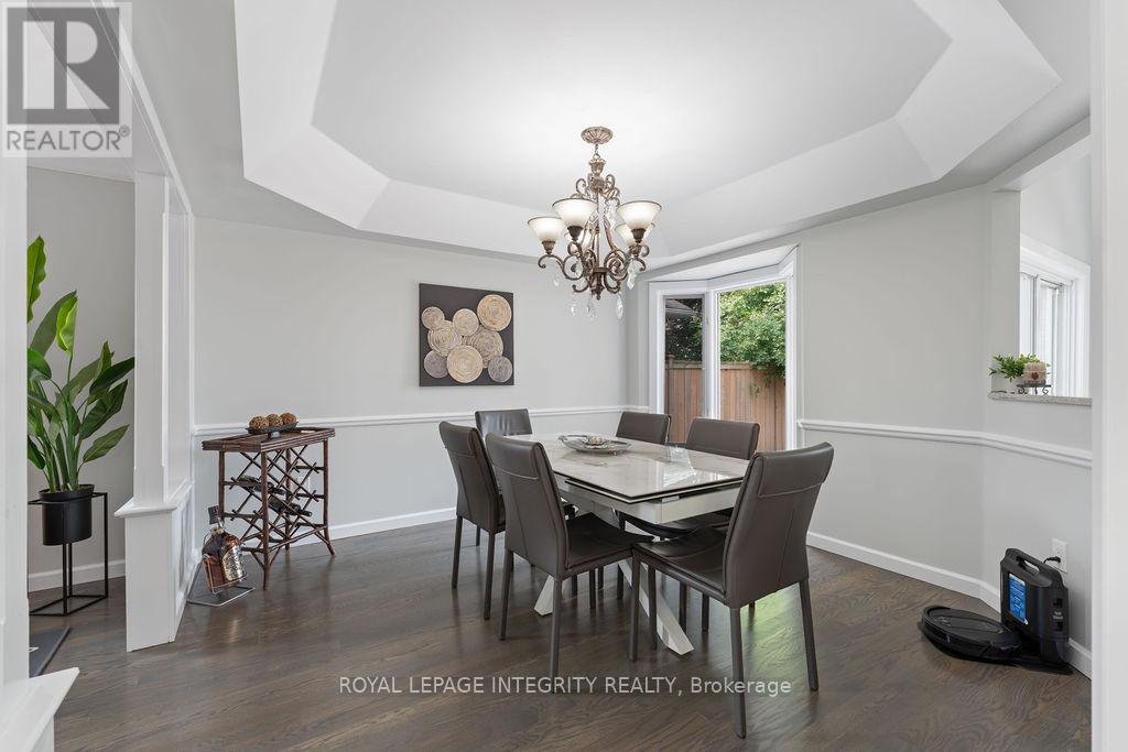 Photo 21 of 231 Mountshannon Drive, Ottawa ON