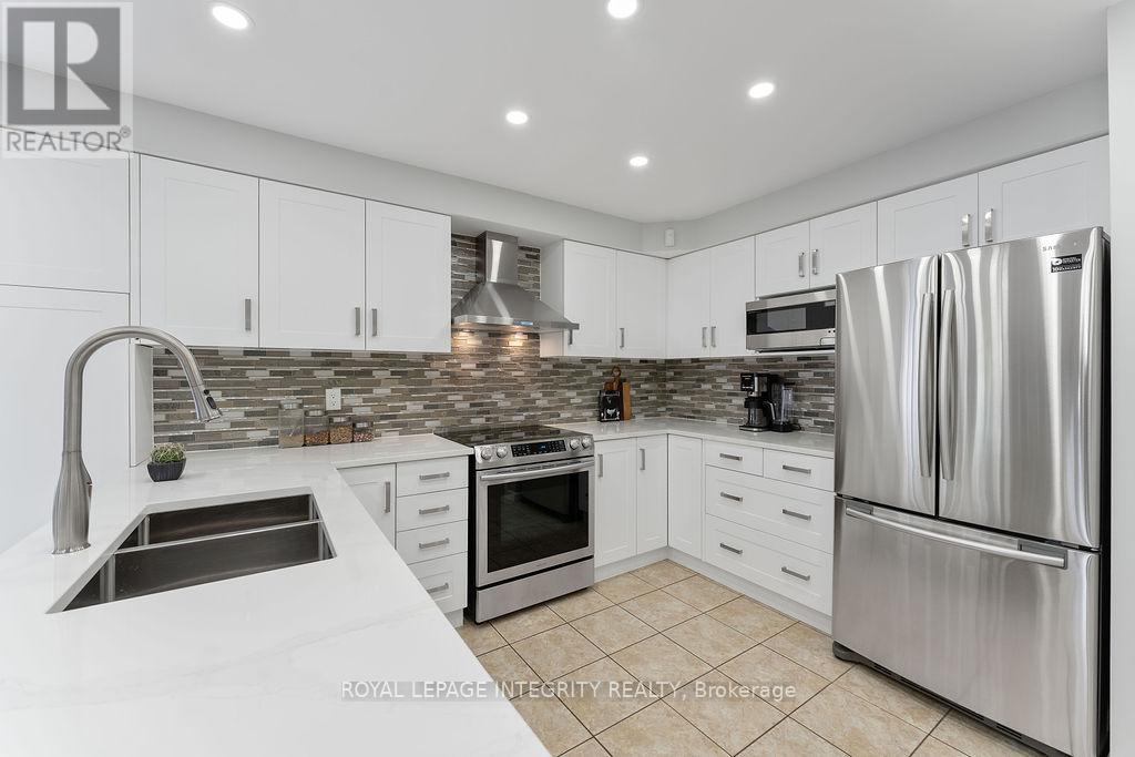 Photo 37 of 231 Mountshannon Drive, Ottawa ON