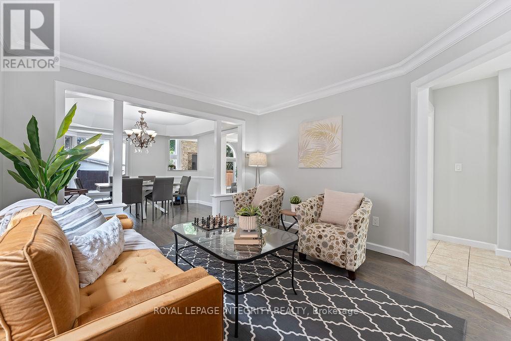 Photo 20 of 231 Mountshannon Drive, Ottawa ON