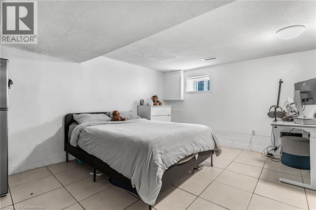 Photo 42 of 139 Wood Street E, Hamilton ON