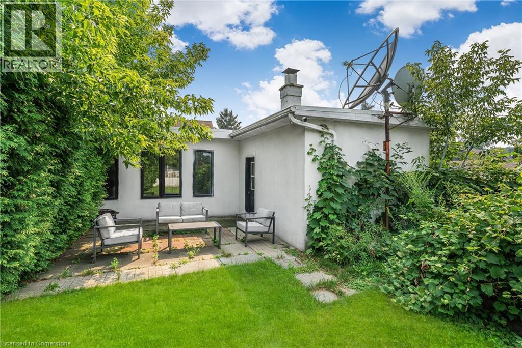 Photo 37 of 139 Wood Street E, Hamilton ON