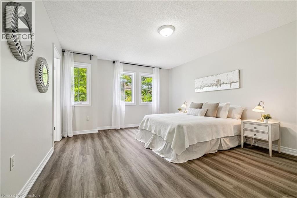 Photo 21 of 60 Cloverleaf Drive Unit 38, Ancaster ON