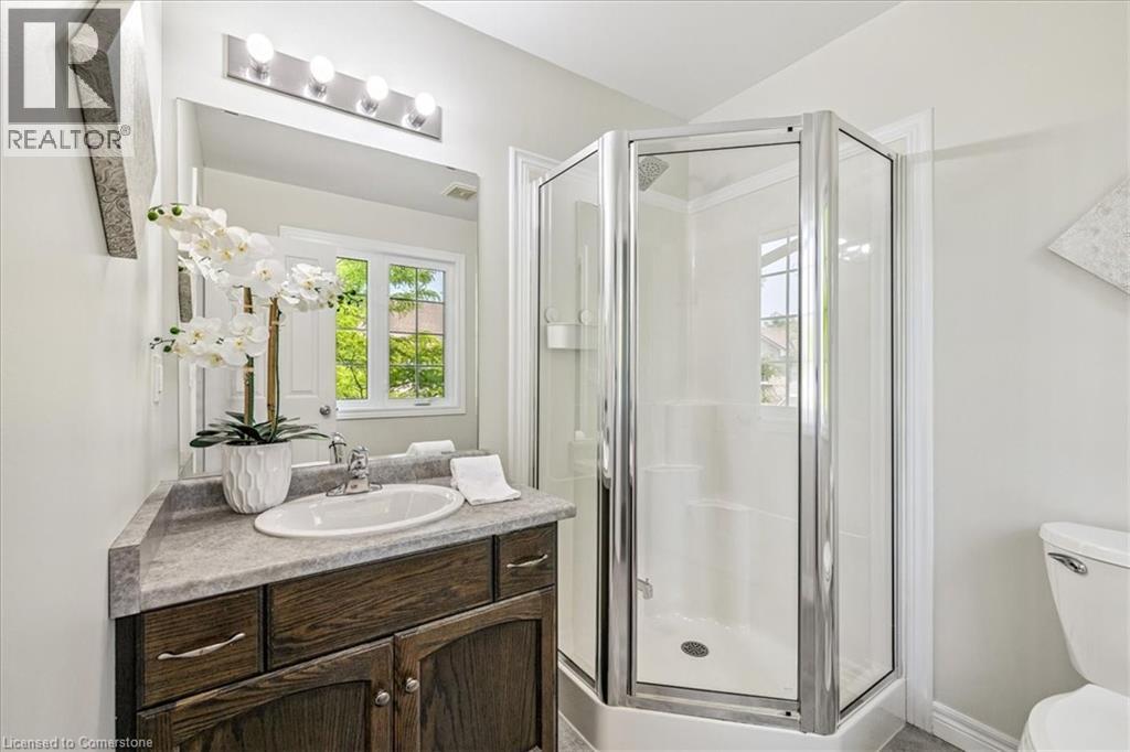 Photo 24 of 60 Cloverleaf Drive Unit 38, Ancaster ON