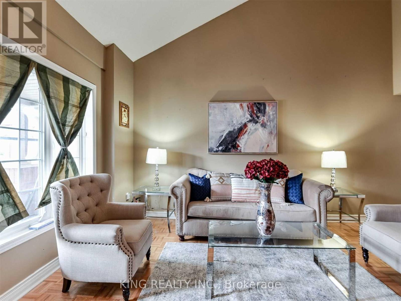 Photo 23 of 23 Wall Street, Brampton ON