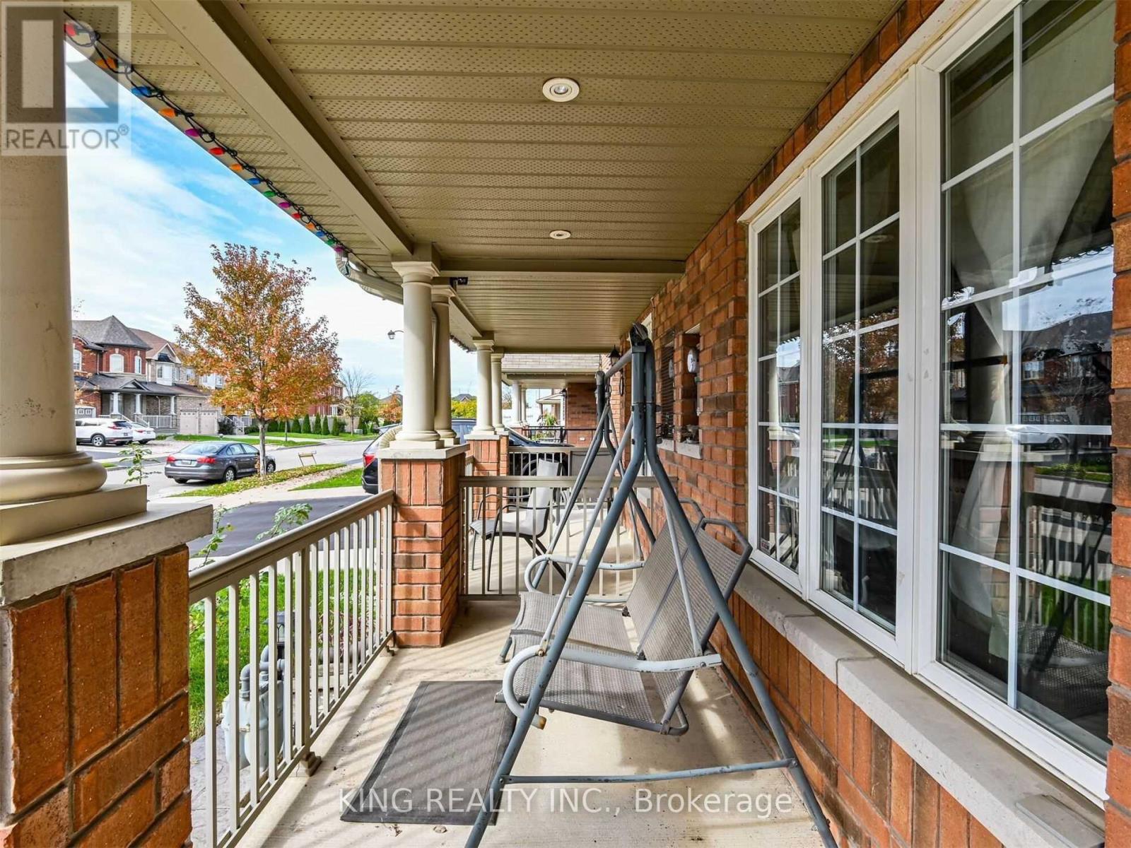 Photo 22 of 23 Wall Street, Brampton ON
