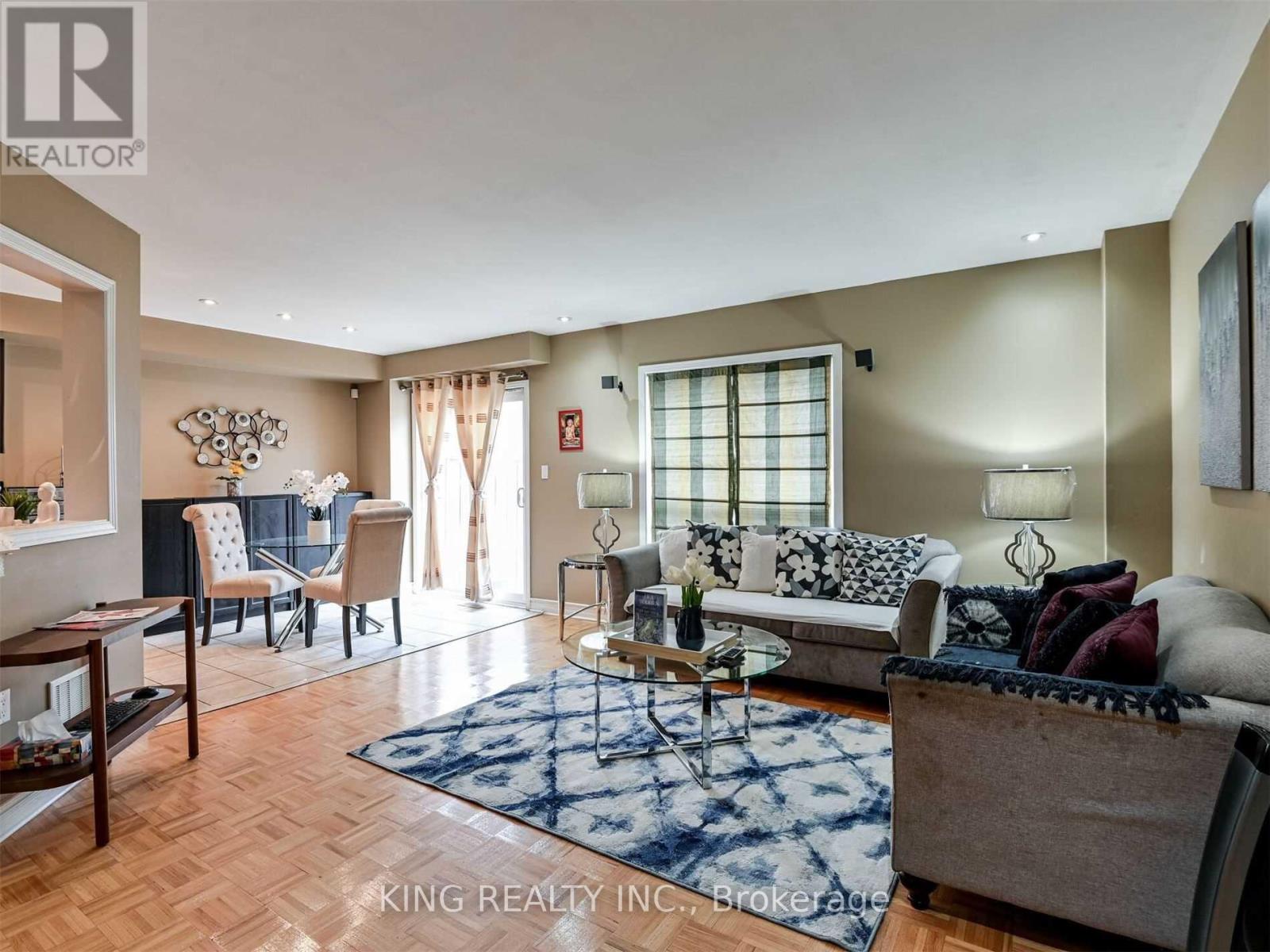 Photo 18 of 23 Wall Street, Brampton ON