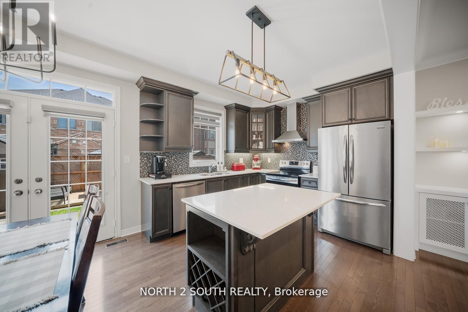Photo 33 of 22 Bernadino Street, Brampton ON