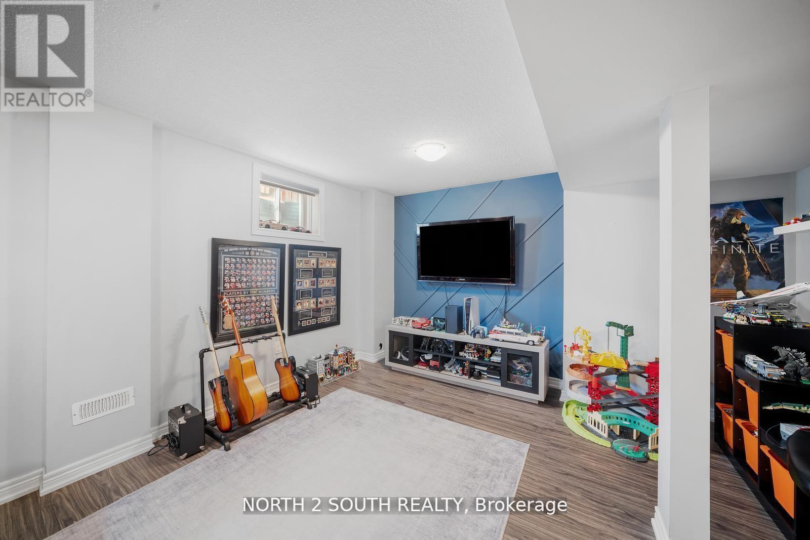 Photo 31 of 22 Bernadino Street, Brampton ON