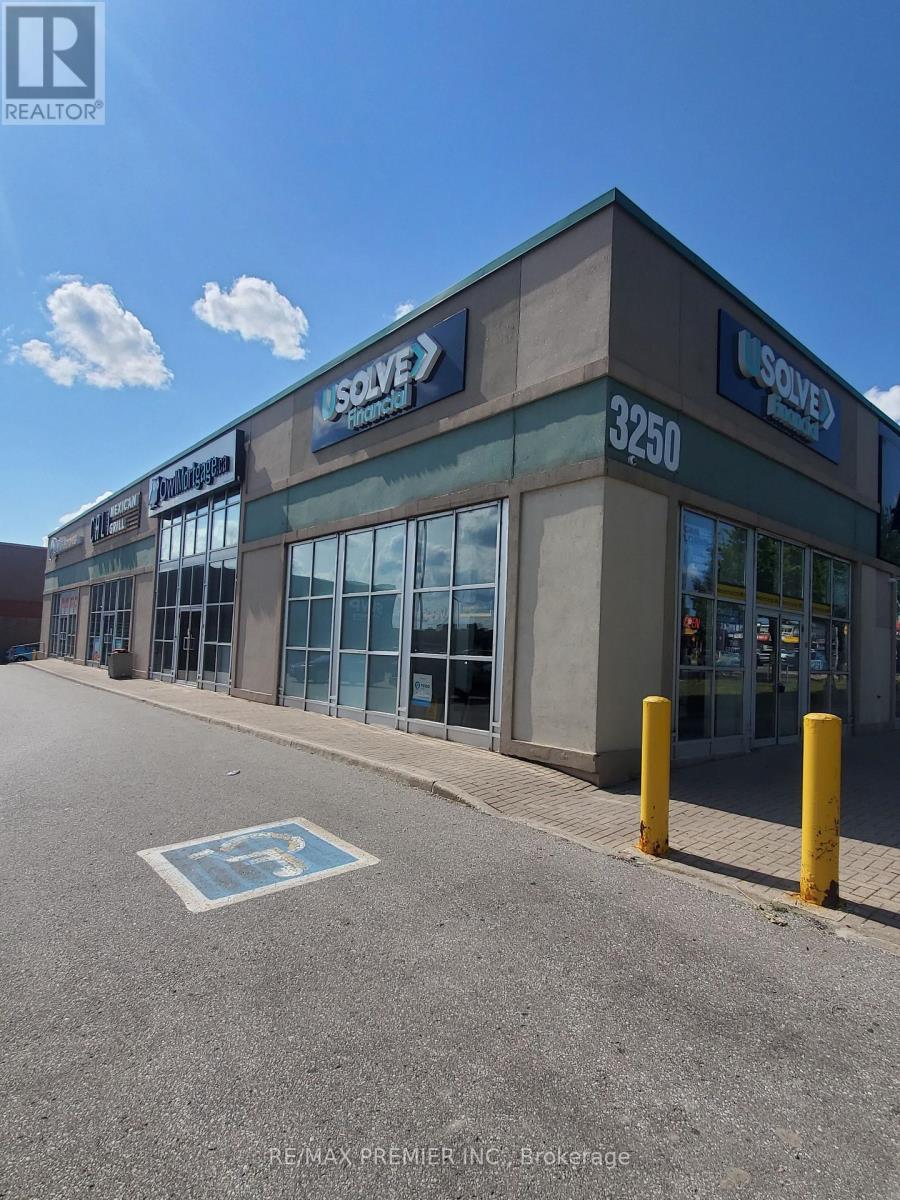 Photo 9 of 4 C 3250 Dufferin Street, Toronto ON