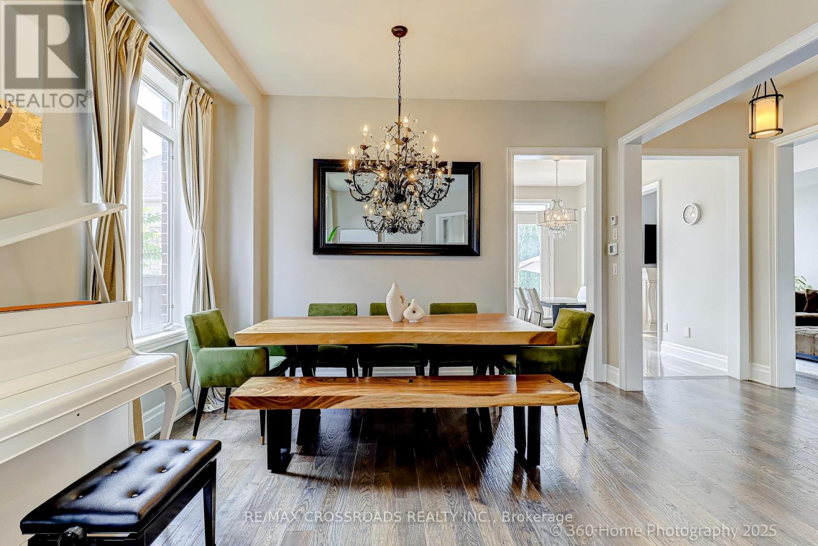 Photo 11 of 6 Prince Michael Court, Caledon ON