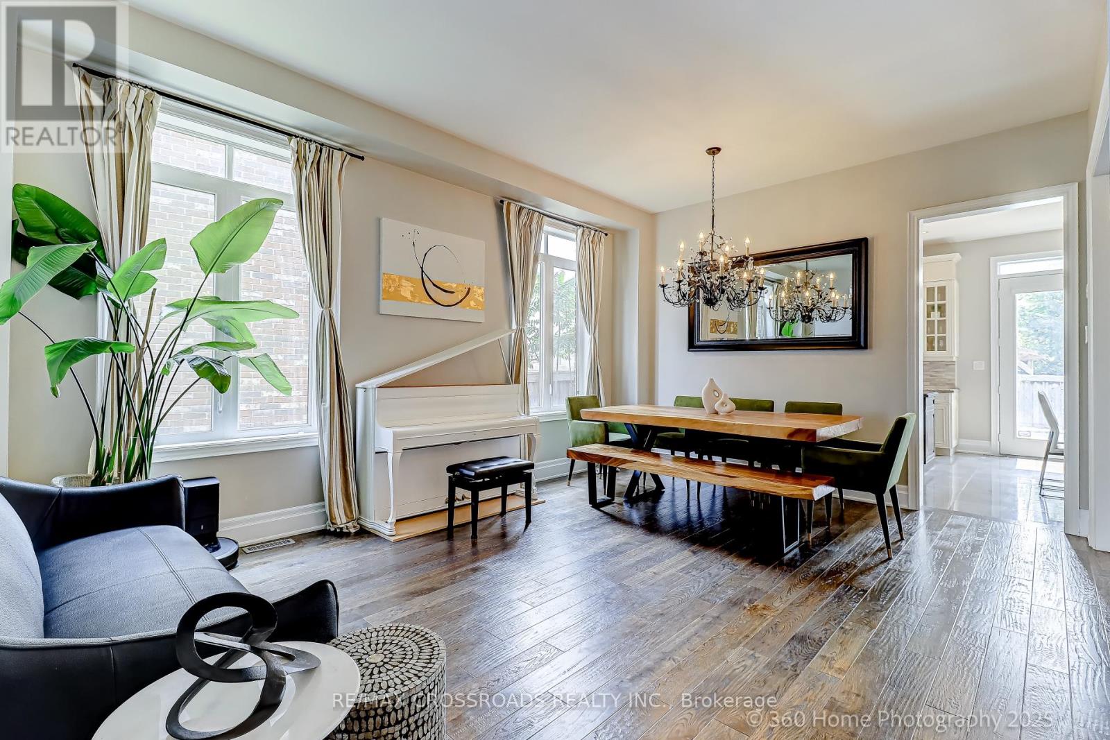 Photo 7 of 6 Prince Michael Court, Caledon ON