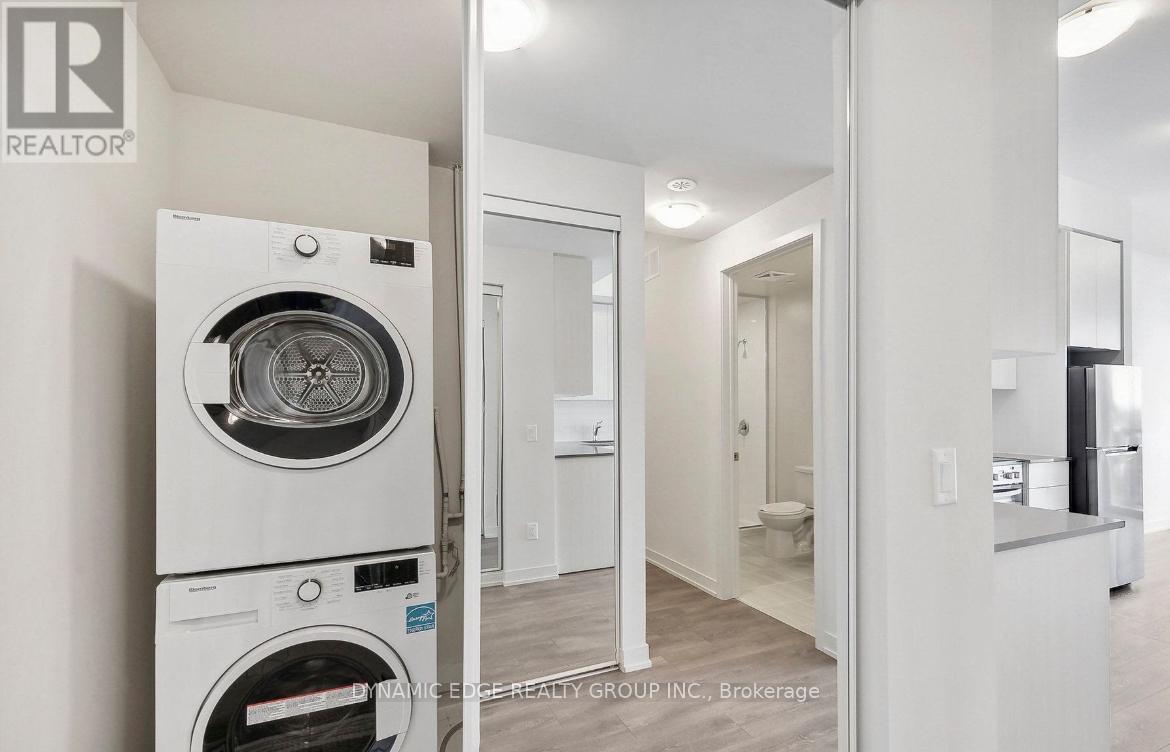 Photo 3 of 407 62 Sky Harbour Drive N, Brampton ON