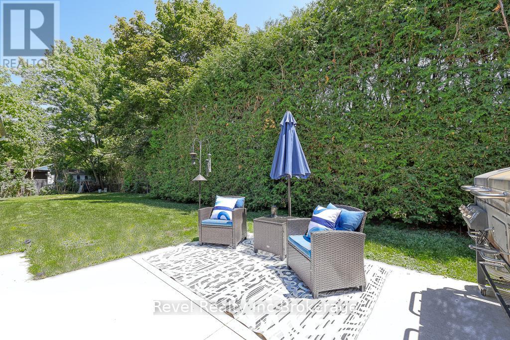 Photo 27 of 2 Richards Court, Tillsonburg ON