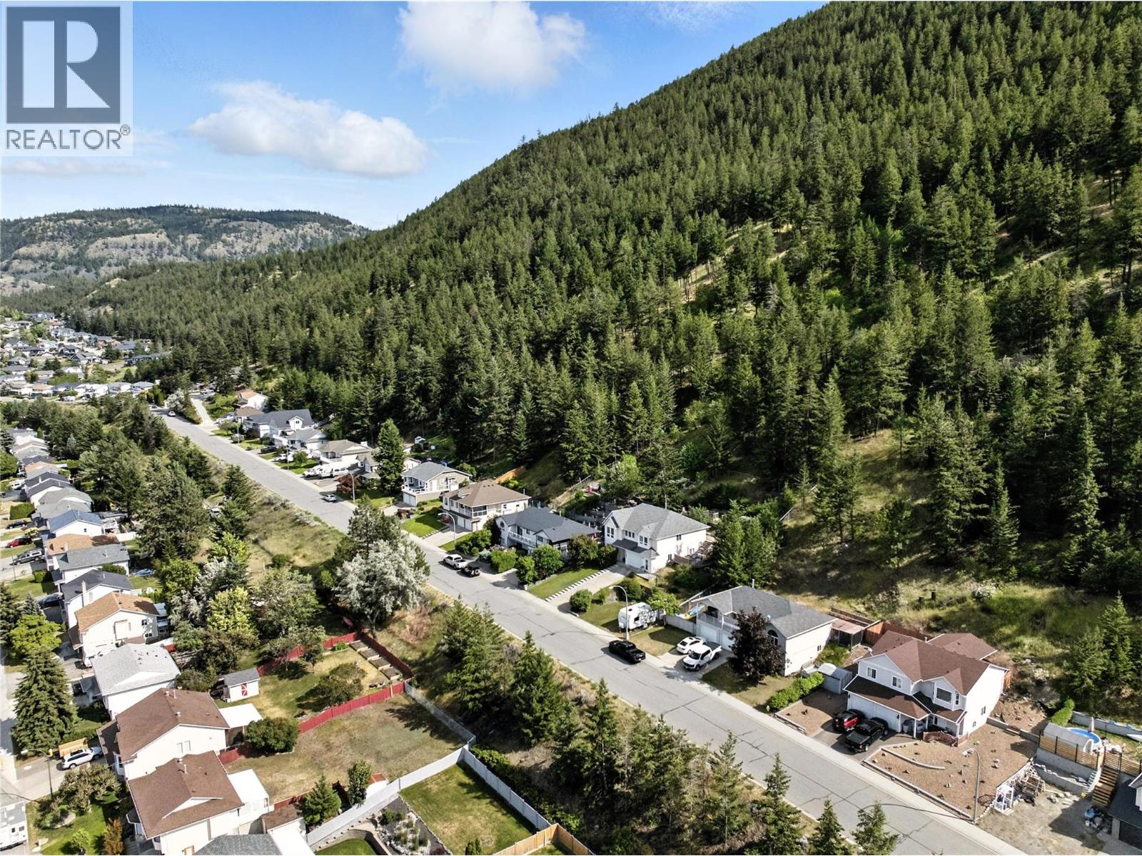 Photo 15 of 2683 Skeena Drive, Kamloops BC