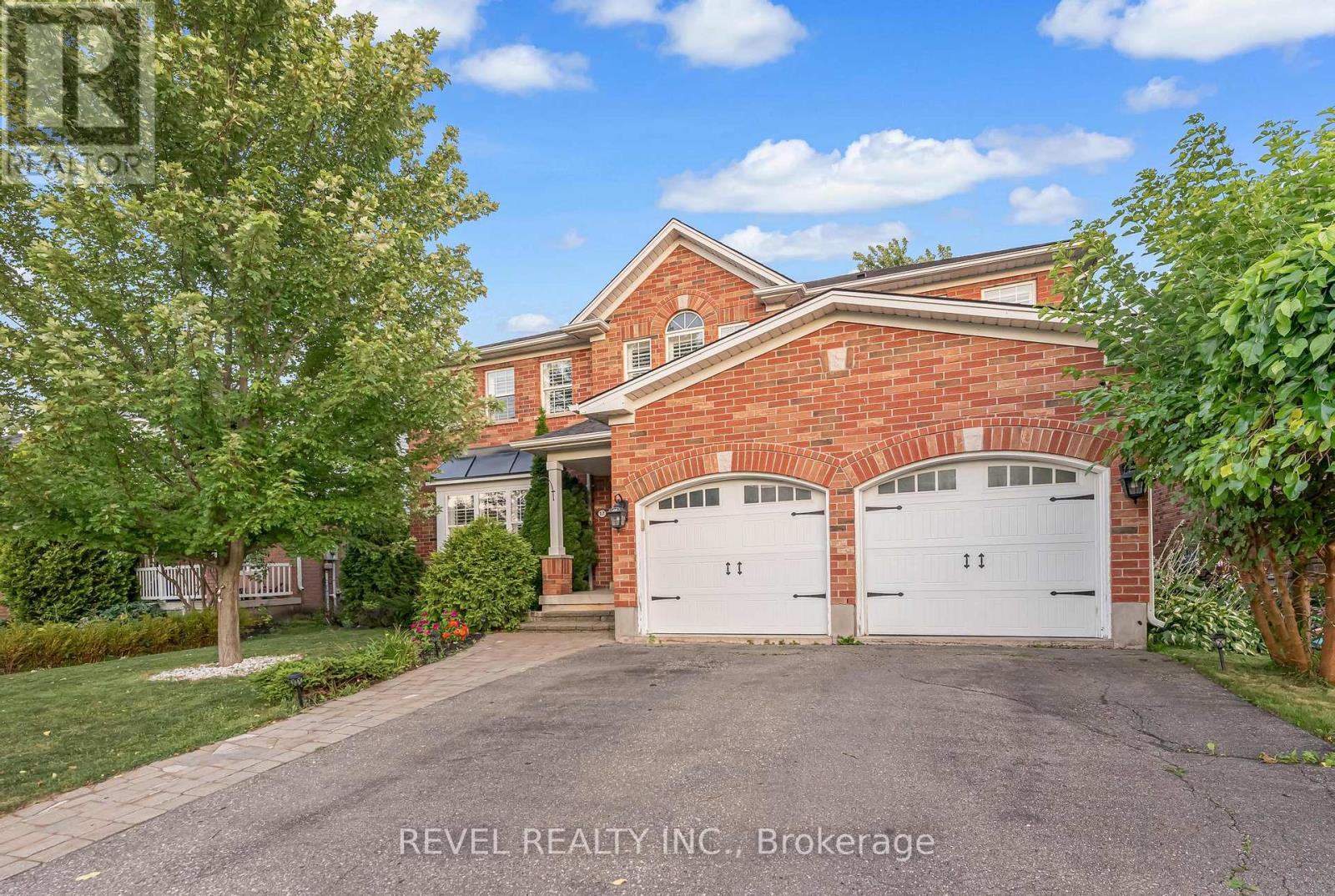 Photo 1 of 17 Webb Avenue, Brantford ON