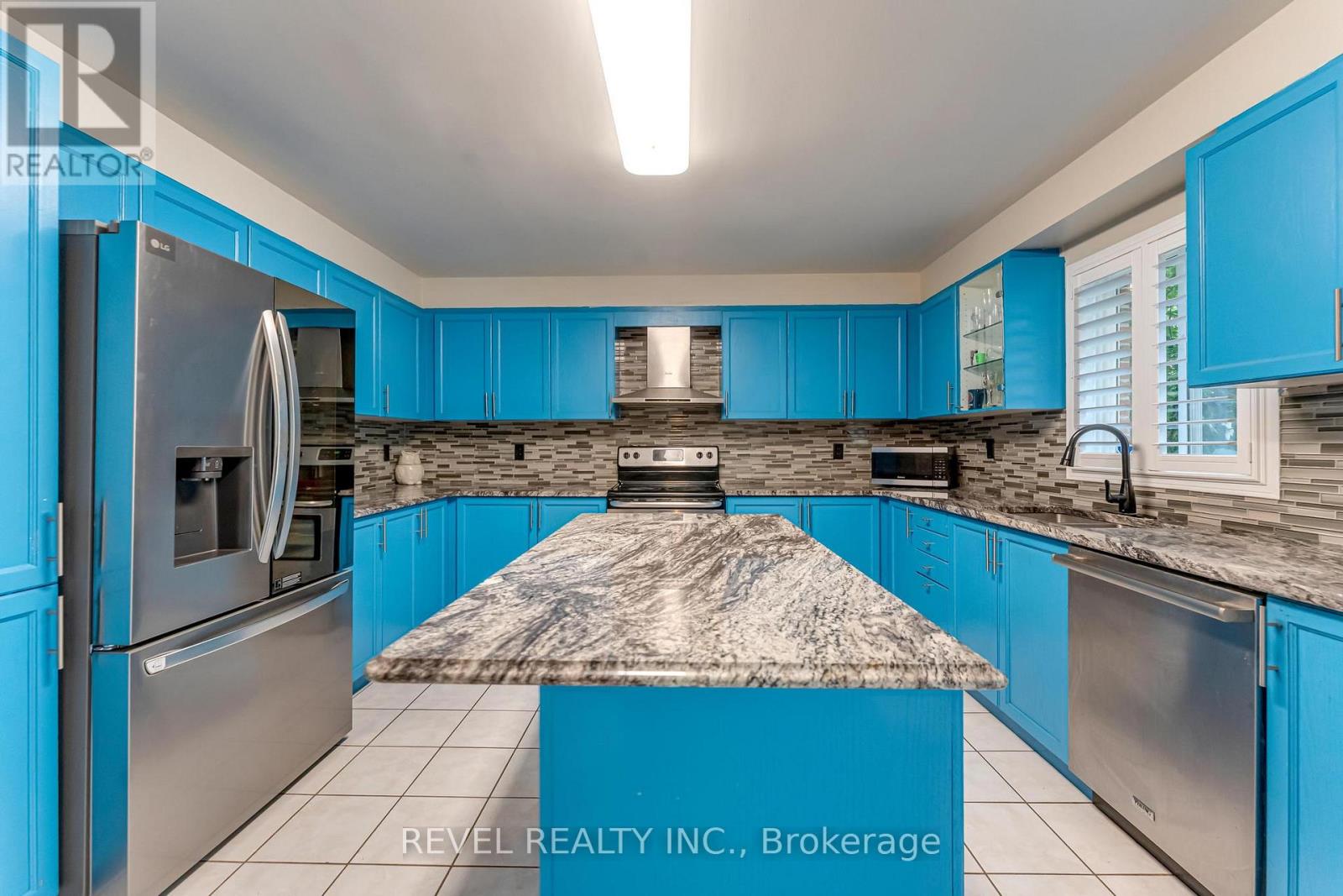 Photo 20 of 17 Webb Avenue, Brantford ON