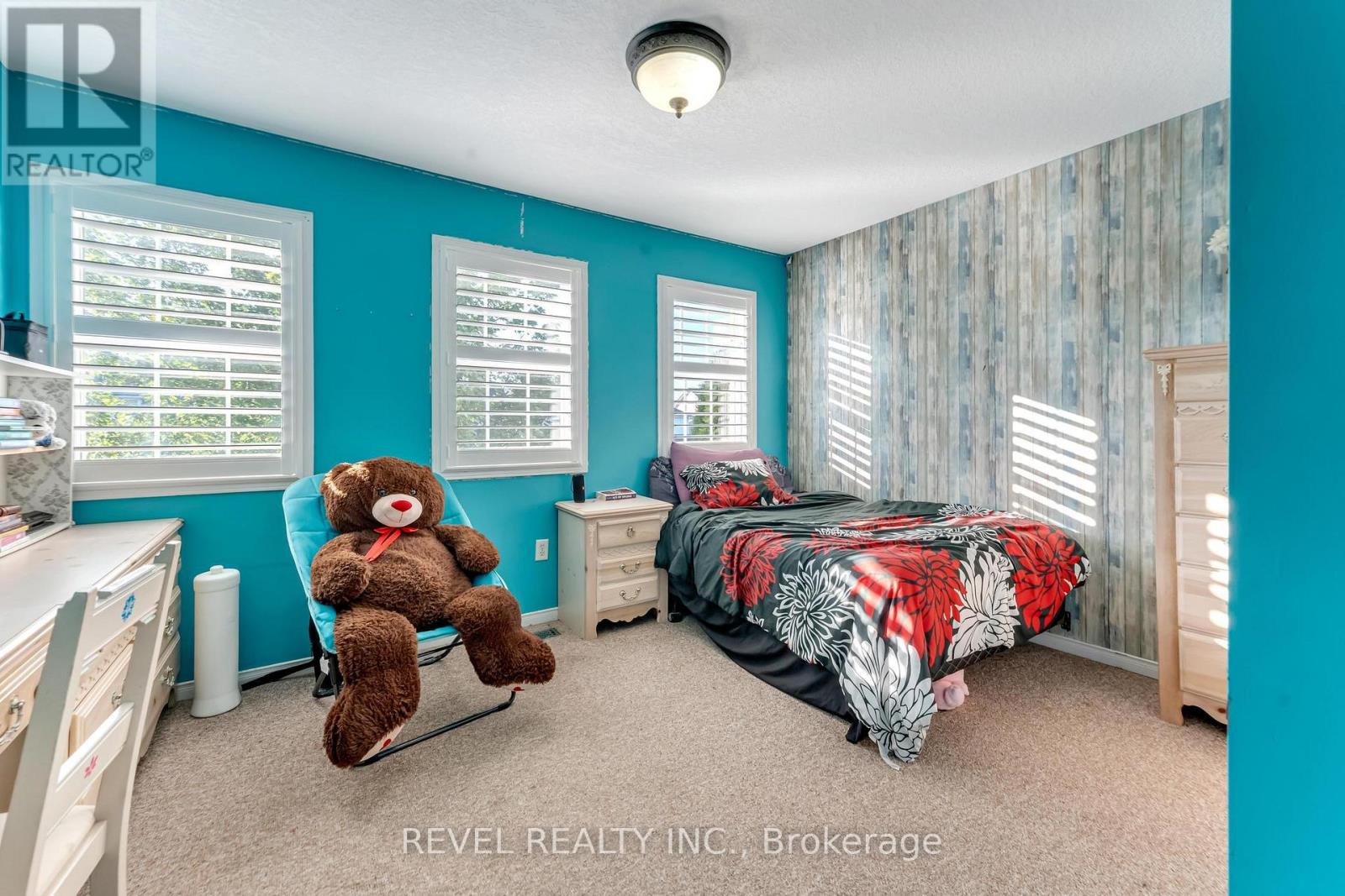 Photo 34 of 17 Webb Avenue, Brantford ON