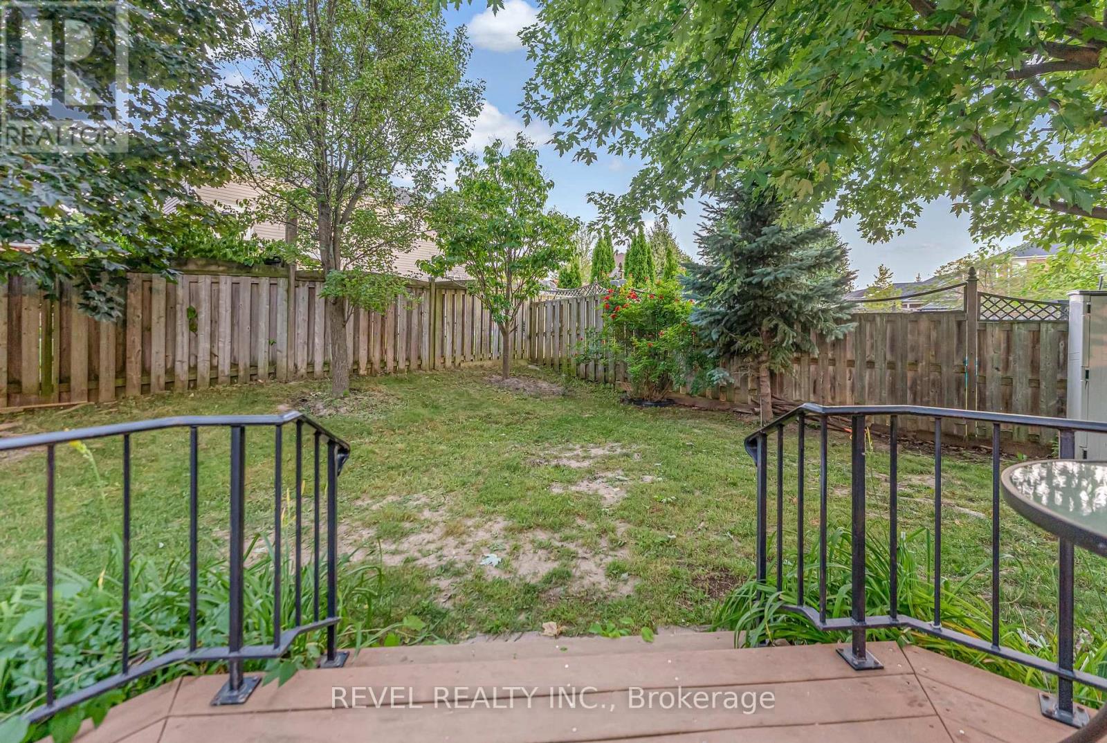 Photo 49 of 17 Webb Avenue, Brantford ON