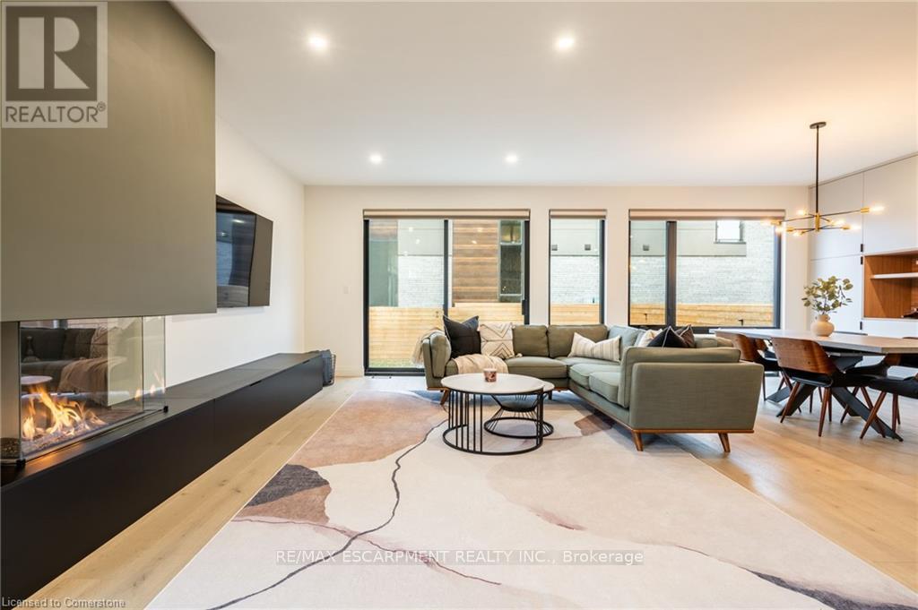 Photo 40 of 98 Lametti Drive, Pelham ON