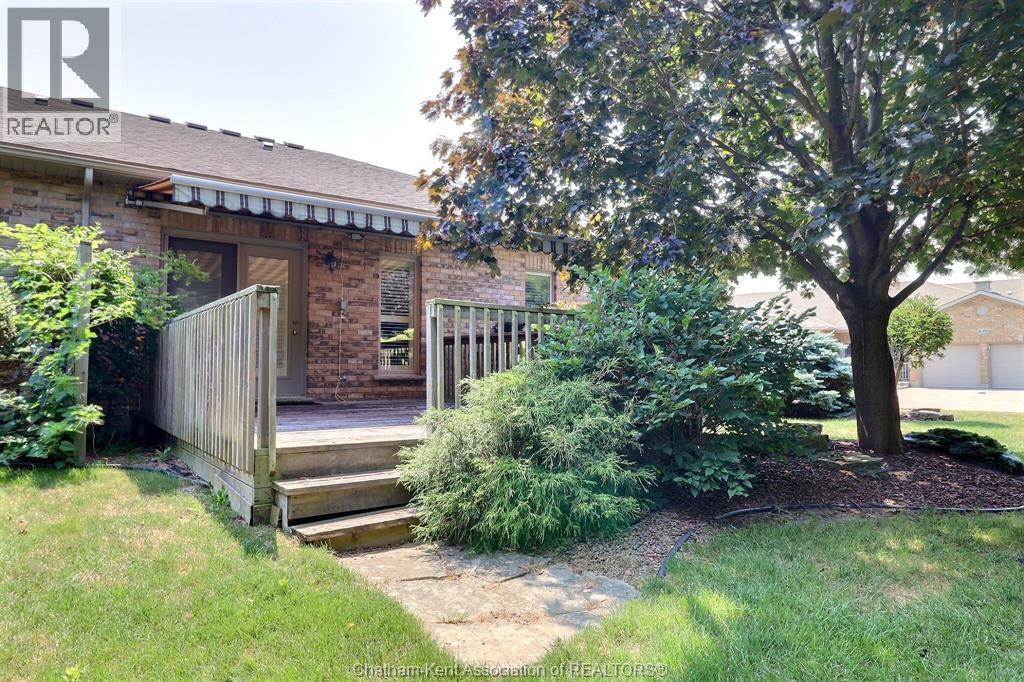Photo 9 of 27 Home Place, Chatham ON