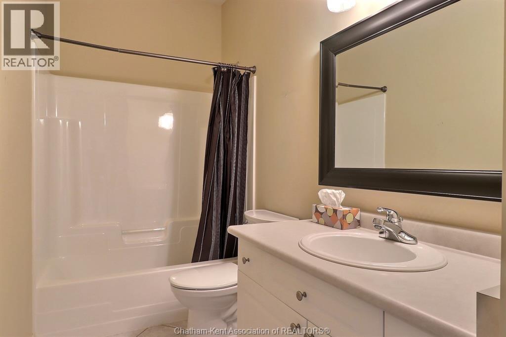 Photo 22 of 27 Home Place, Chatham ON