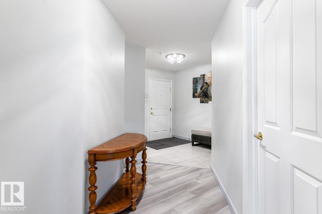 Photo 3 of 106 6703 172 St Nw, Edmonton AB
