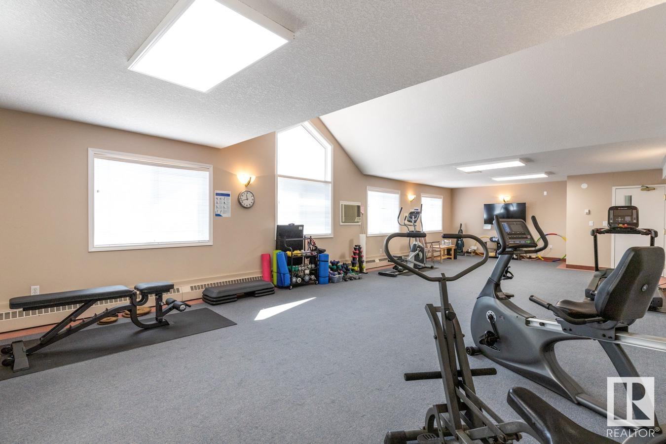Photo 11 of 106 6703 172 St Nw, Edmonton AB