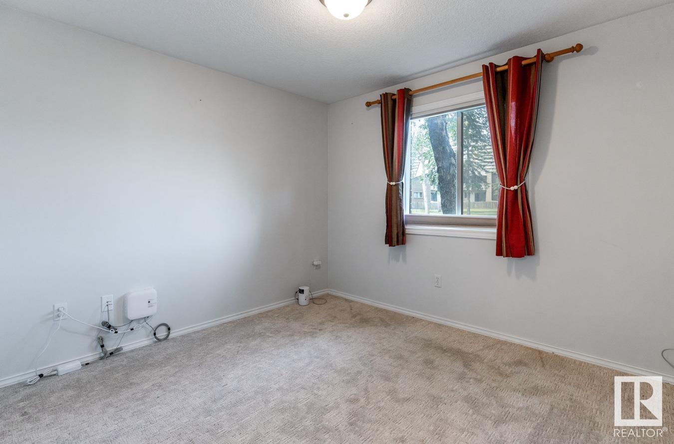 Photo 37 of 106 6703 172 St Nw, Edmonton AB