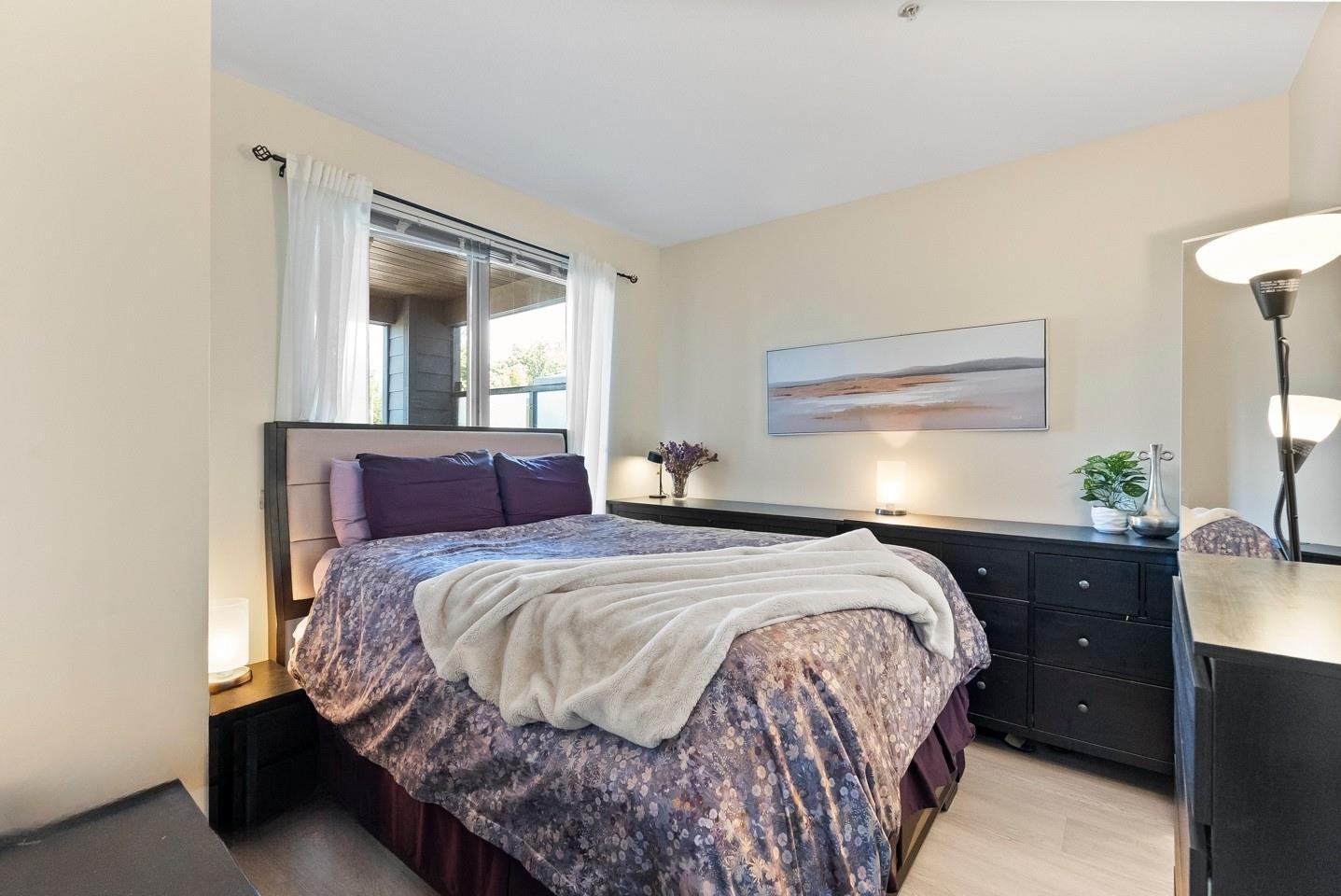 Photo 16 of 221 15380 102 A Avenue, Surrey BC