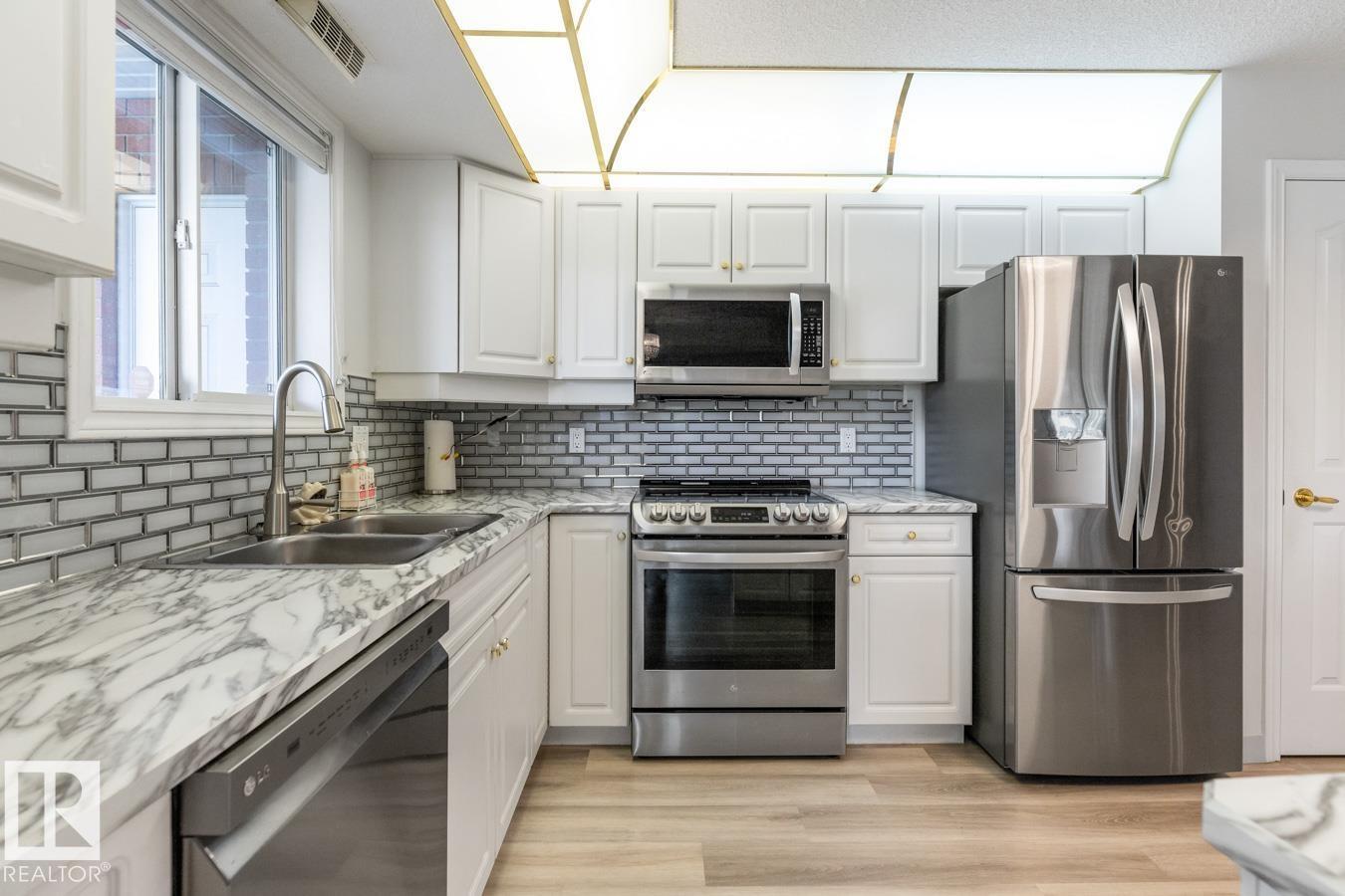 Photo 21 of 106 6703 172 St Nw, Edmonton AB