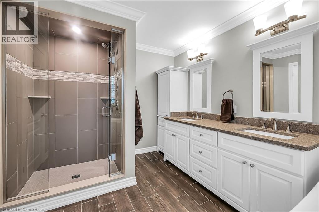 Photo 2 of 2371 Pathfinder Drive, Burlington ON