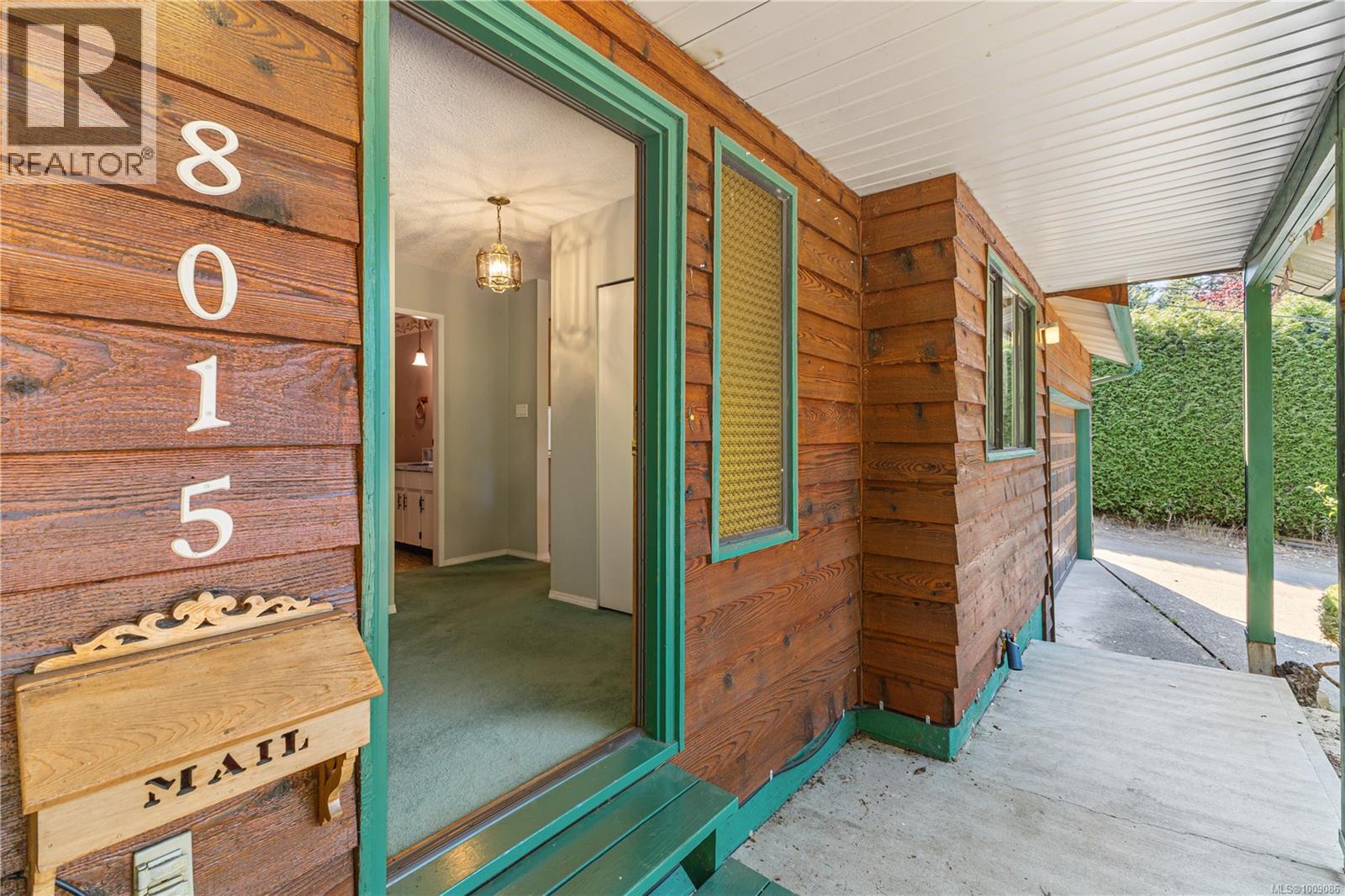 Photo 12 of 8015 Northwind Dr, Lantzville BC